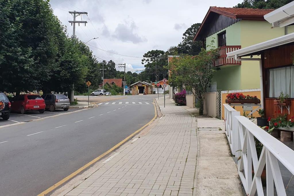 Kitnet Perto Da Rodoviaria Campos Do Jordao Campos do Jordão Exterior foto